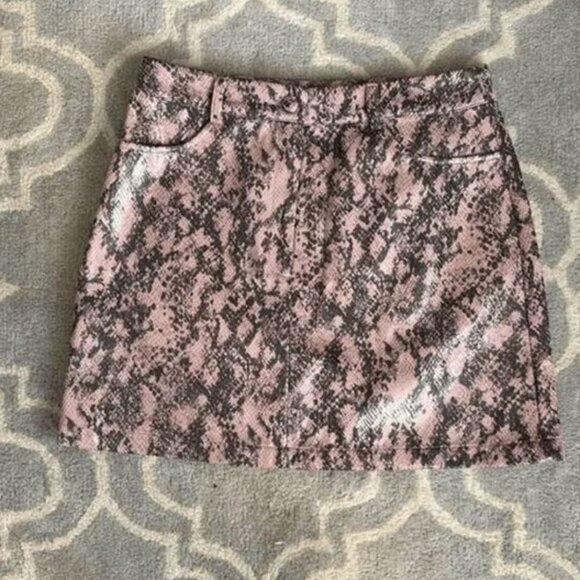 Moon River Mini Snakeskin skirt - Picture 1 of 4